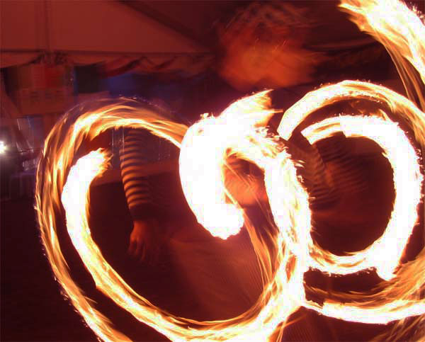 fire spinning arts entertainment