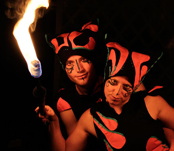 fire clubs, swing and spinning, fire performance in Australia. Will-o'-the-Wisp Fire Circus jugglers